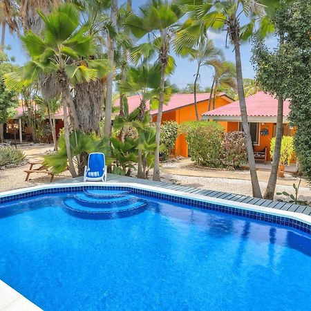 Tropical Divers Resort Kralendijk  Ngoại thất bức ảnh