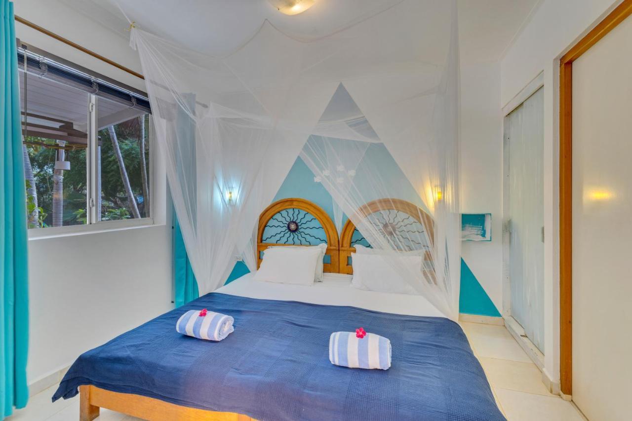 Tropical Divers Resort Kralendijk  Ngoại thất bức ảnh