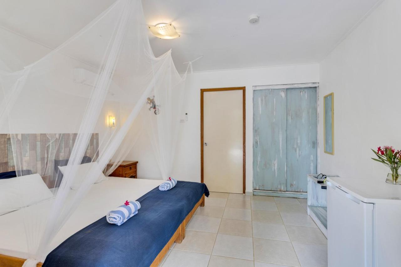 Tropical Divers Resort Kralendijk  Ngoại thất bức ảnh